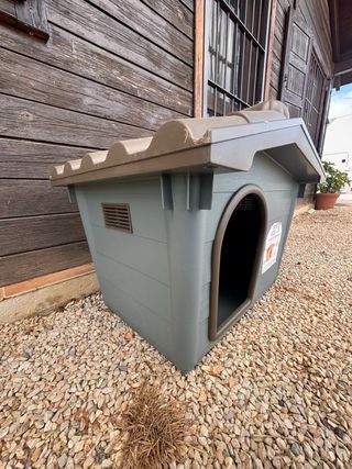 Caseta para perros gris y marrón