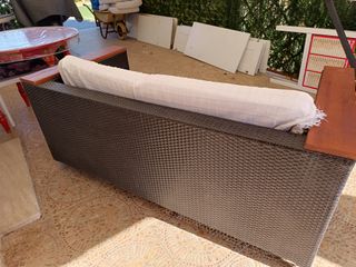 Sofá para exterior en buen estado