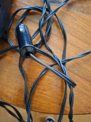 Inflador de neumáticos 12V con manómetro