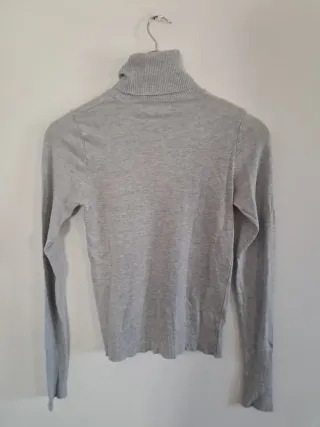 Jersey camiseta gris cuello alto talla M