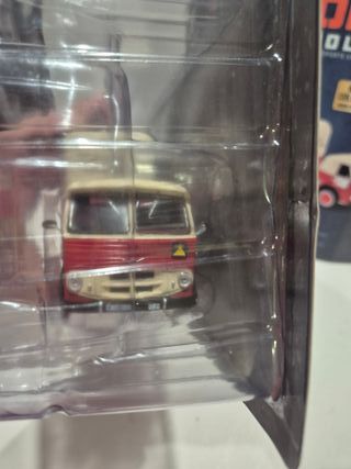 Pegaso Z-702 Transportes Pirenaicos 1/43