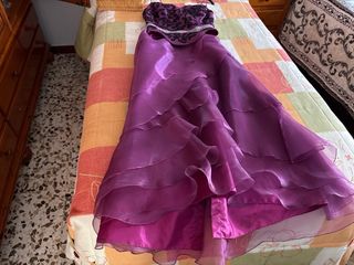 Conjunto fiesta falda y top morado talla 54