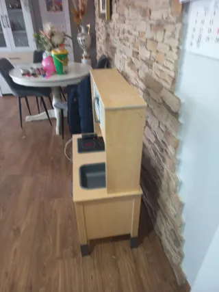 Cocinita infantil con silla