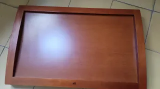 Bandeja de madera para cama .