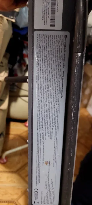 Patinete Eléctrico Xiaomi + Cargador