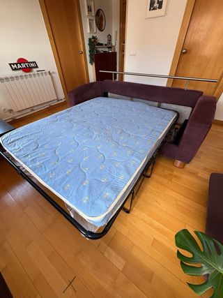 Sofá cama 2 plazas morado