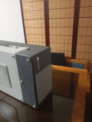 Tocadiscos ELAC Colección Beige/Gris