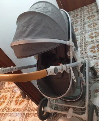 Silla de coche para bebé gris