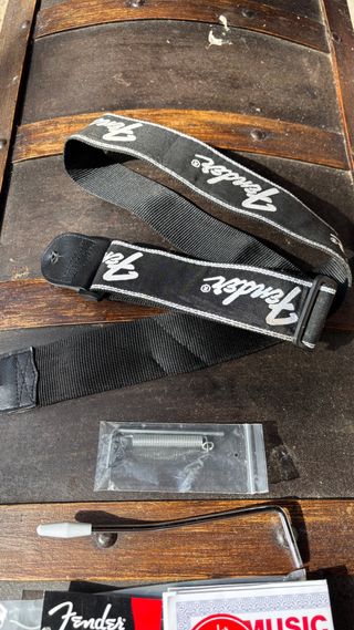 Squier by Fender Bullet Stratocaster with HSS