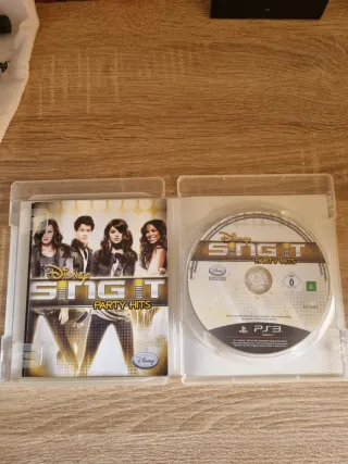 Singstar PS3: 2 Juegos + Micrófonos Inalámbricos