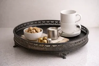 Bandeja decorativa restaurada