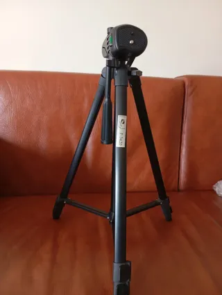 Trípode para cámara con funda