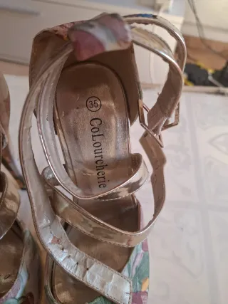 Zapatos de tacón Colourcherie talla 35