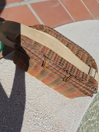 Cesta de mimbre para setas