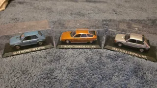 Lote 11 Coches Colección Miniatura 1:64?