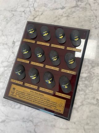Metopa conmemorativa carrera militar Armada