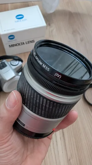 Cámara Minolta Maxxum 5 + Objetivo 28-80mm