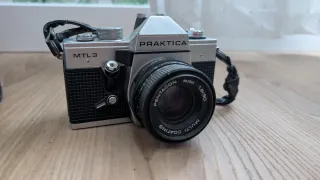 Cámara Minolta Maxxum 5 + Objetivo 28-80mm