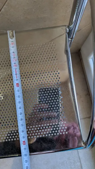 Estantería baño metal 2 baldas con toallero.