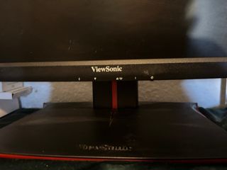Monitor ViewSonic Negro y Rojo