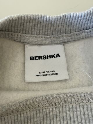 Sudadera Bershka corta felpa gris