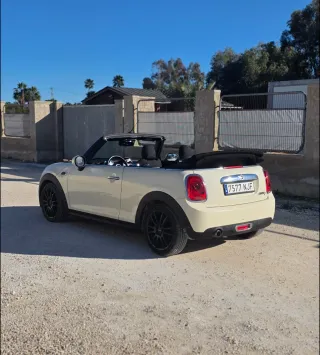 MINI Cabrio 2016