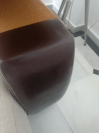 Divano a 2 posti beige, fodere sfoderabili e regali