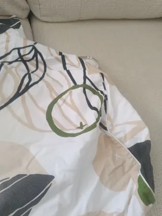 Divano a 2 posti beige, fodere sfoderabili e regali