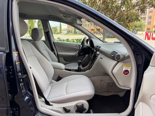 Mercedes-Benz Clase C 180k 2005