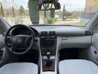 Mercedes-Benz Clase C 180k 2005