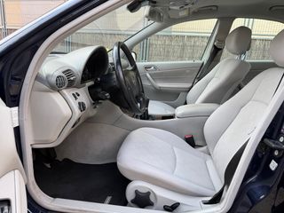 Mercedes-Benz Clase C 180k 2005
