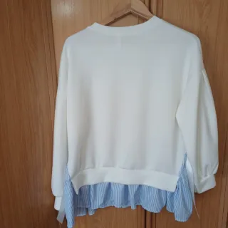 Sudadera blanca y azul mujer