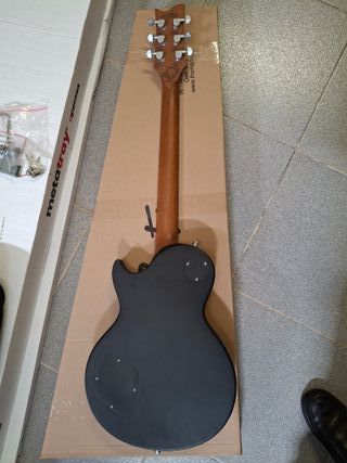 Harley Benton Agufish STD BK Guitarra Eléctrica