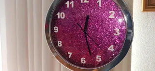 Reloj Diseño Moderno Rosa y Plata