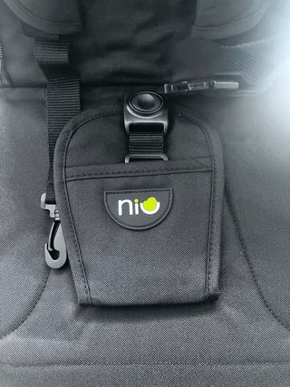 Bolsa Trona Viaje Arlo Negra