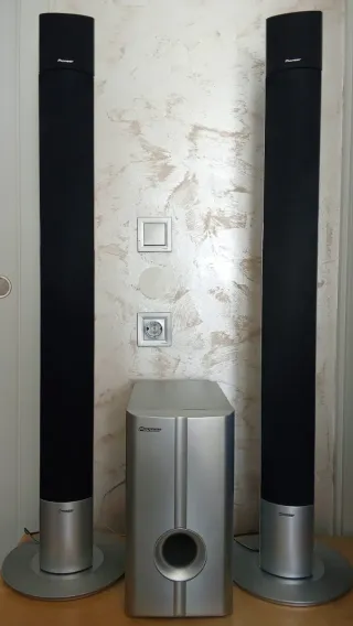 Altavoces Torre Pioneer + Subwoofer