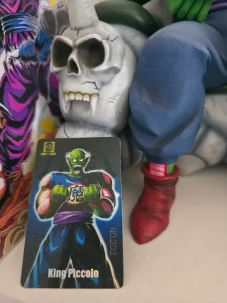 Figura Rey Piccolo en Trono Resina