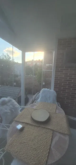 Tavolo da giardino esterno in ferro e pietra