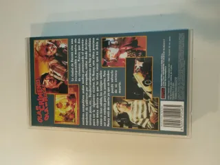 VHS Crimewave (Ola de Crímenes, Ola de Risas)