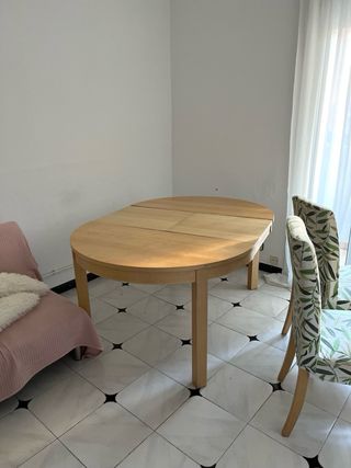 Mesa redonda extensible madera + 3 sillas