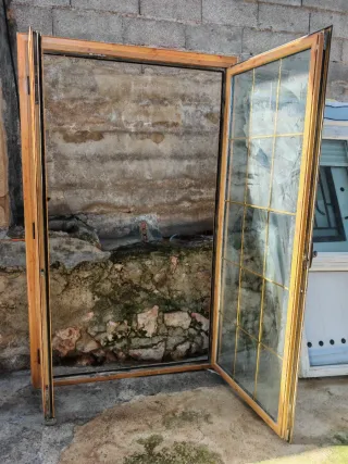 Puerta imitación madera 118x201