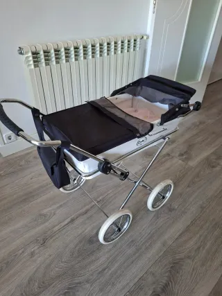 Carrito de muñecas Arrue