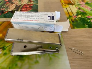 Taglia SIM MicroSIM Cutter per iPhone iPad