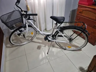 Bici de paseo nueva sin estrenar ni un solo 180€