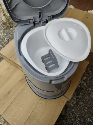 Bater portátil para camper gris