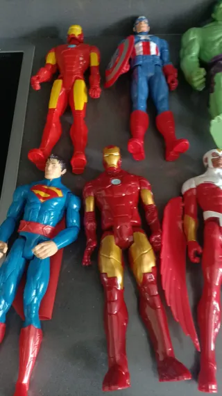 Figuras Marvel Titans