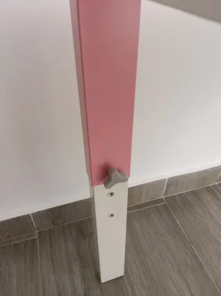 Tavolo da scrivania per bambini bianco e rosa