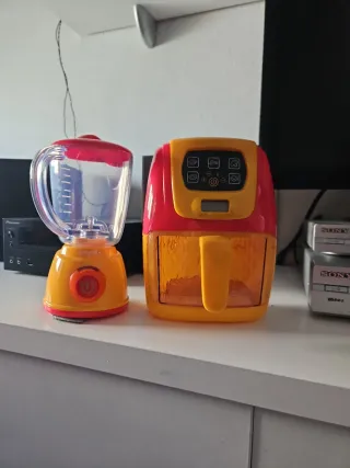 Batidora y freidora de juguete
