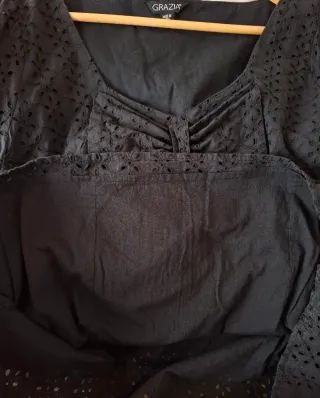 Blusa Negra Bordada con Lazo Boho