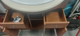 Mueble de baño madera y mármol